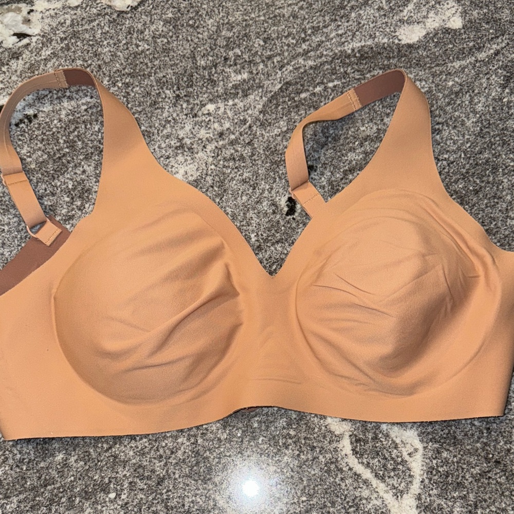 Revolution V-neck Bra